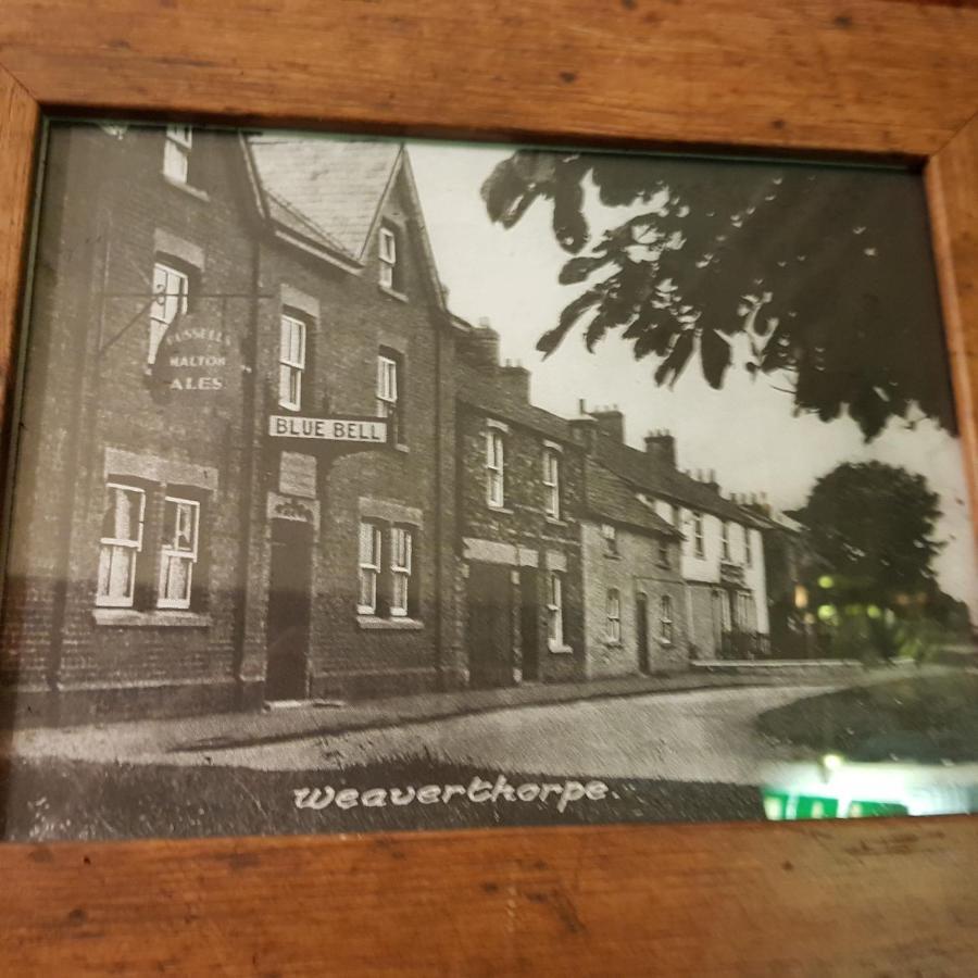 The Blue Bell Inn Weaverthorpe エクステリア 写真