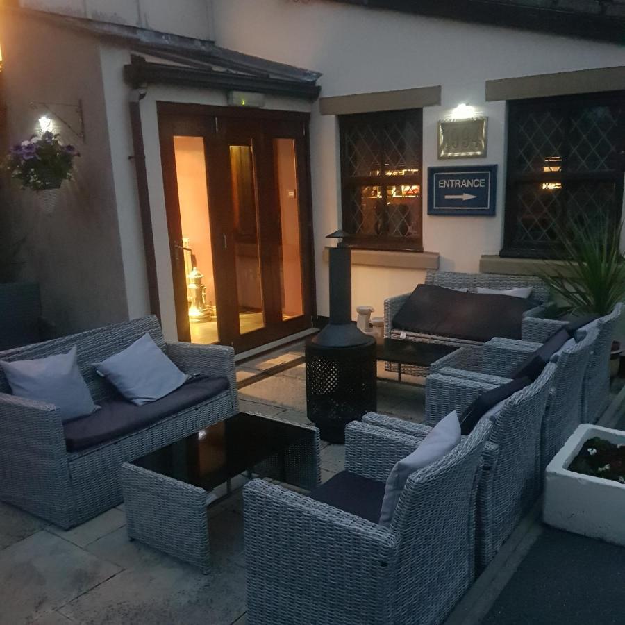 The Blue Bell Inn Weaverthorpe エクステリア 写真