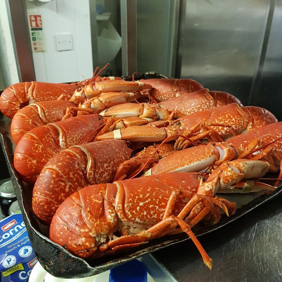 The Blue Bell Inn Weaverthorpe エクステリア 写真