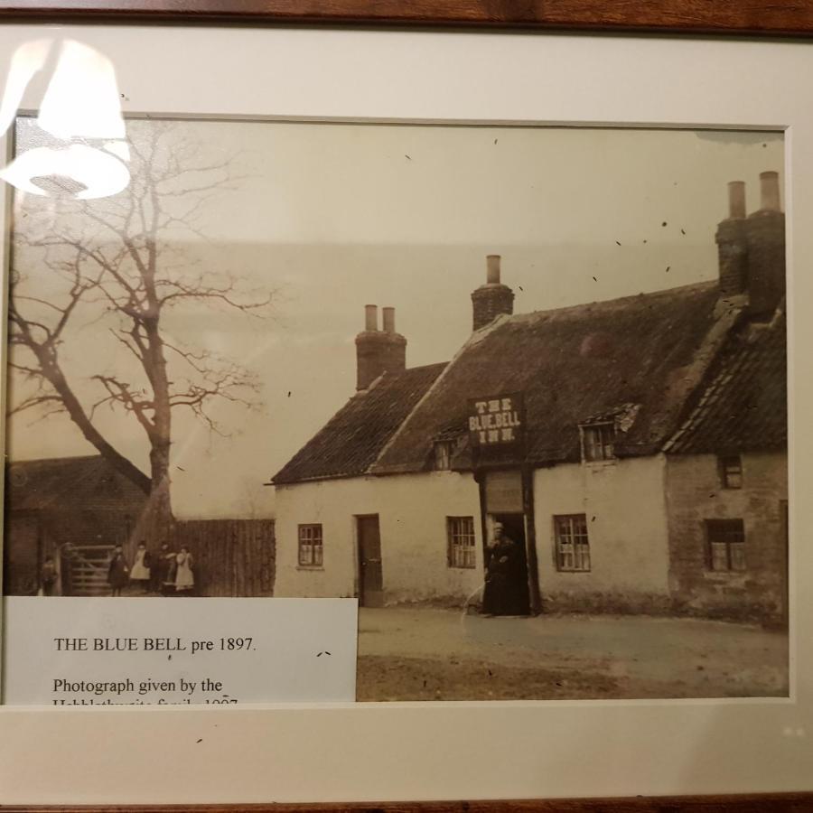 The Blue Bell Inn Weaverthorpe エクステリア 写真